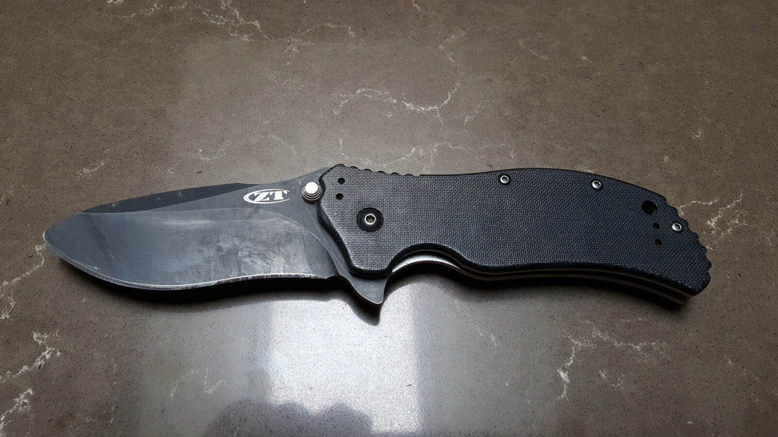 April 2017 - My EDC Knife is a ZT 0350BW - Ronin's Grips