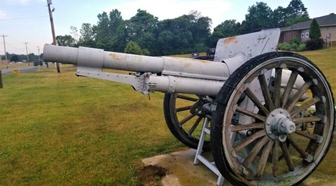 WWI 4.7-inch Gun Number 395 At The VFW Post 1137 in Watervliet, Michigan