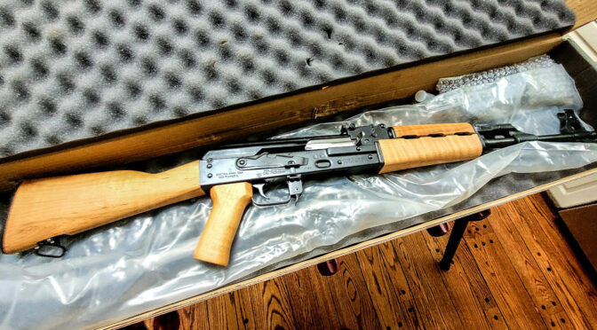 Looking at a ZPAP M70 with Maple Furniture Out of The Box