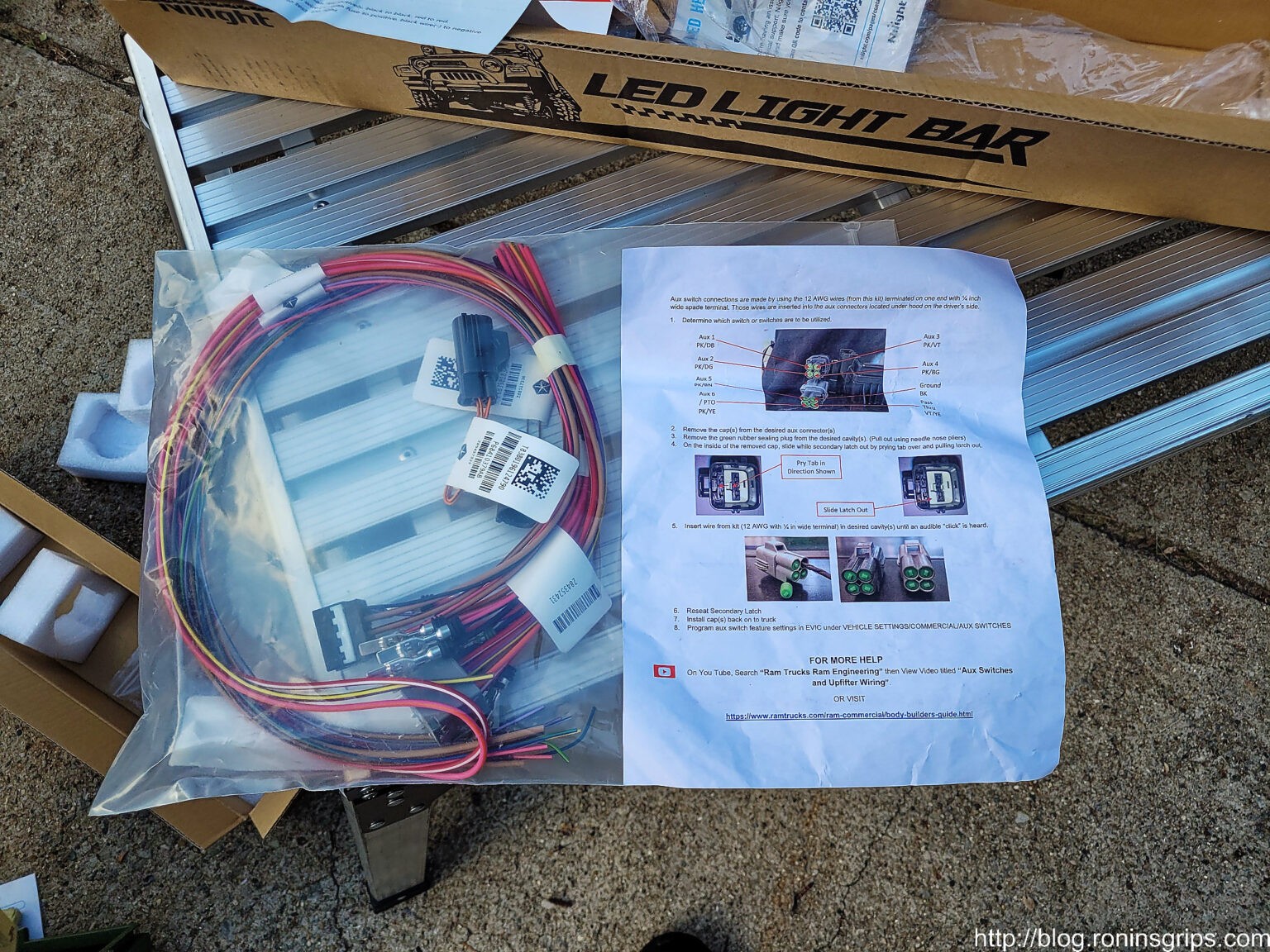 Adding a LED Light Bar and Amber LED Fog Light Behind The Grill Of a ...