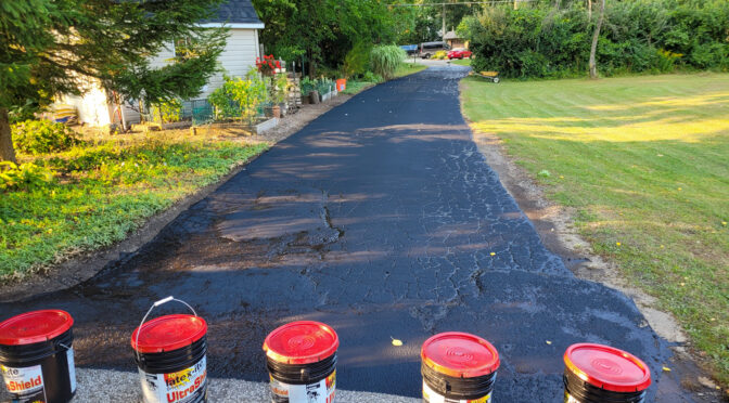 Latex-ite UltraShield Driveway Sealer Has Limits – It Seals But Does Not Repair