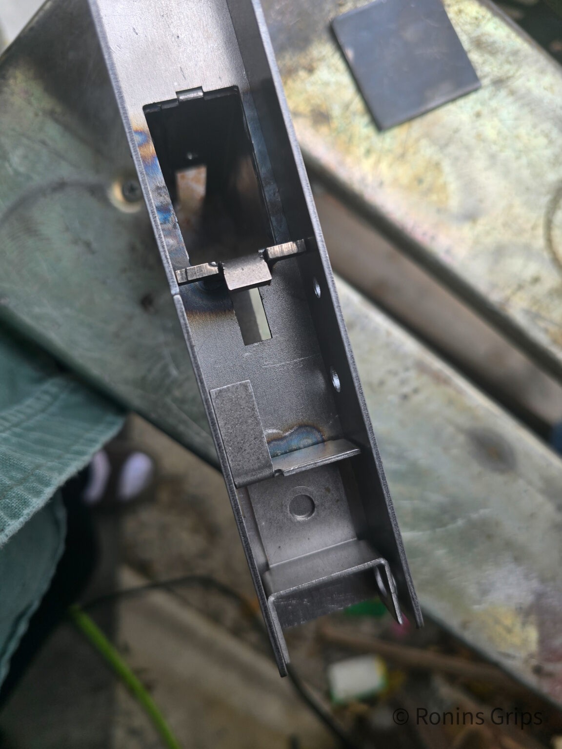 Welding a VMAC9 Lower Receiver Together - Uses MAC-11 9mm Style Uppers ...